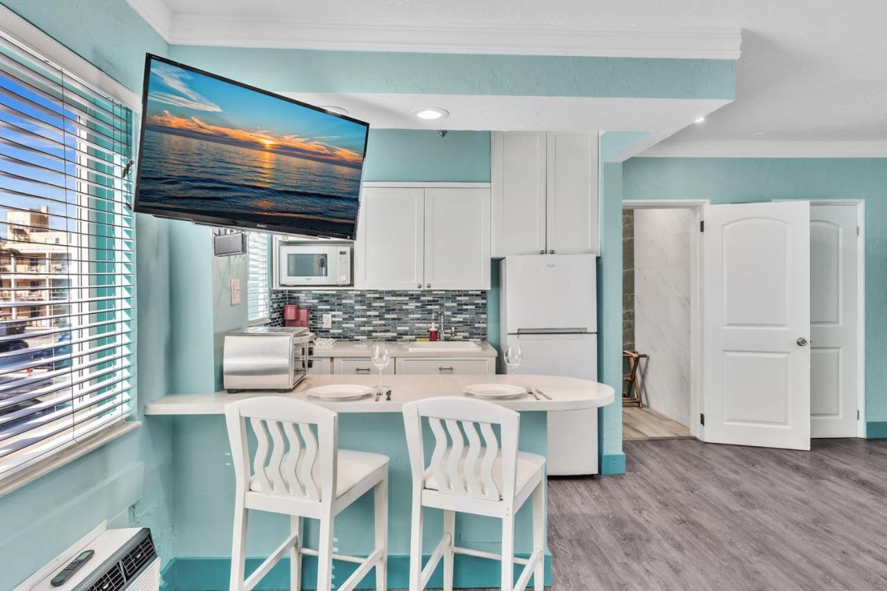 Walkabout 6 Suite On Hollywood Beach With Ocean Views Bagian luar foto
